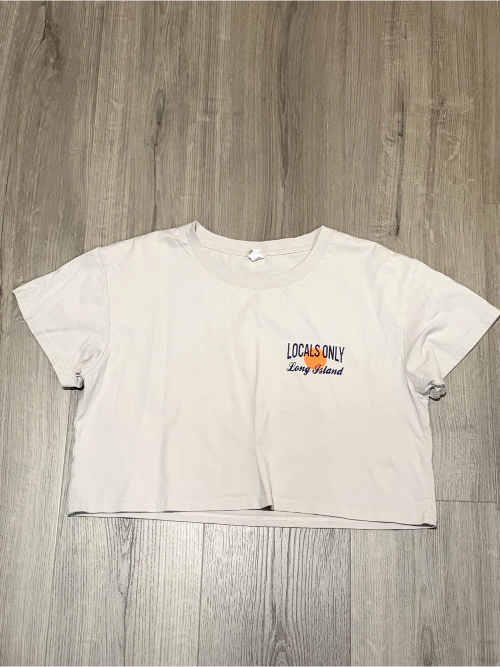 ❥Women’s Locals Only Long Island Crop Tee - Tan